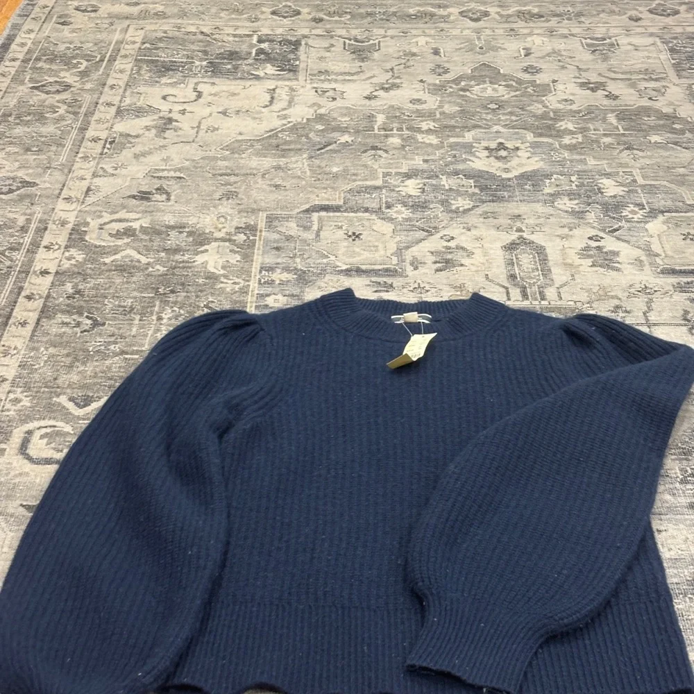 J. Crew Sweater Women’s Navy Cashmere Crew Neck balloon sleeve - Picture 3 of 4